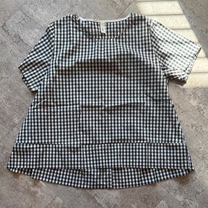 158c Black and White Checkered Women's Top